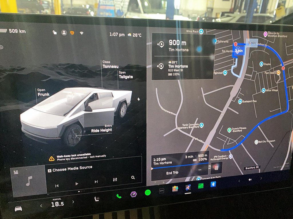 2024 Tesla Cybertruck Foundation Edition in Brantford, Ontario - 14 - w1024h768px
