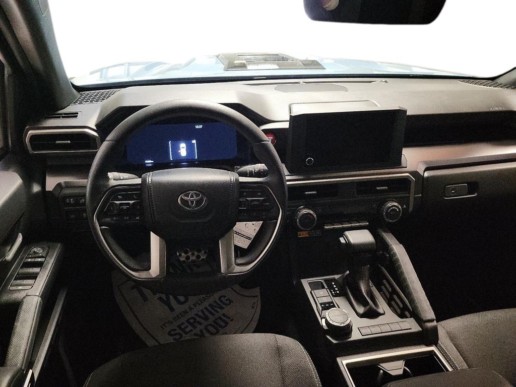 2025 Toyota 4Runner in Brantford, Ontario - 8 - w1024h768px
