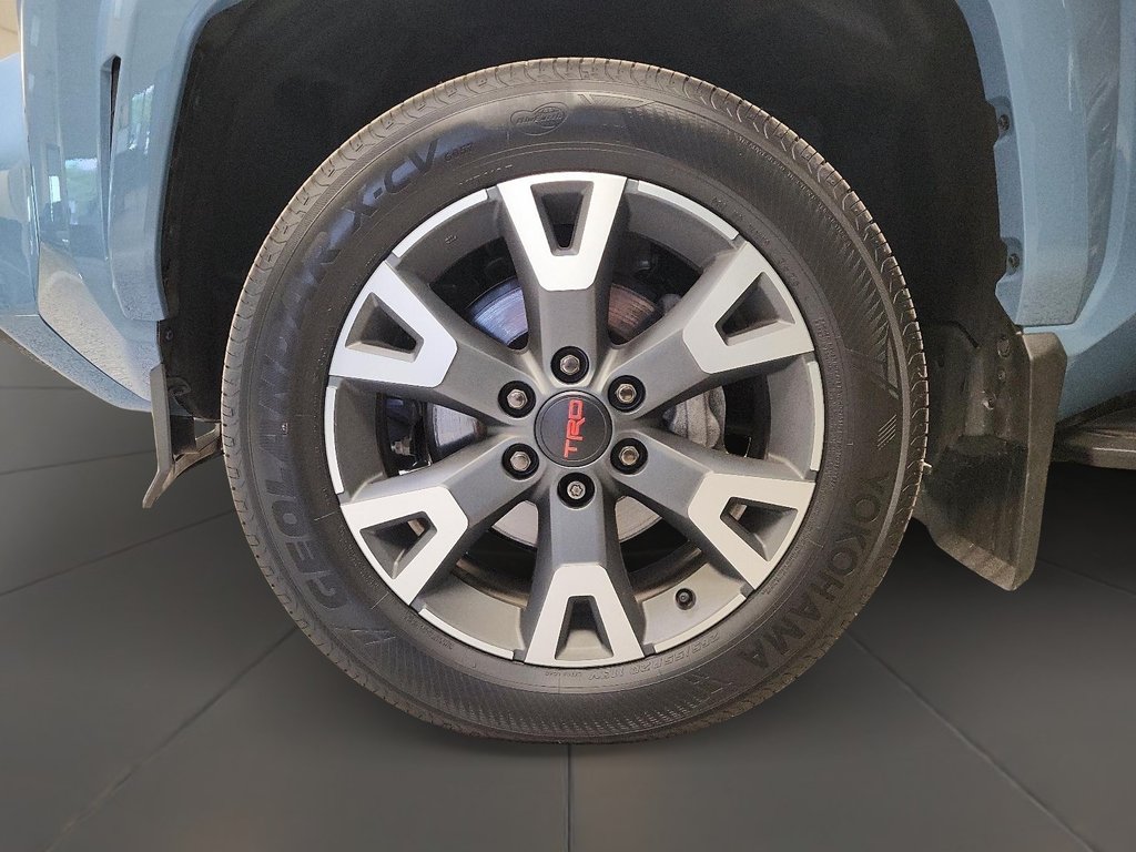 2025 Toyota 4Runner in Brantford, Ontario - 6 - w1024h768px