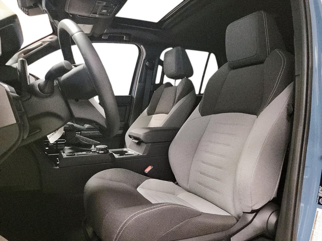 2025 Toyota 4Runner in Brantford, Ontario - 7 - w1024h768px