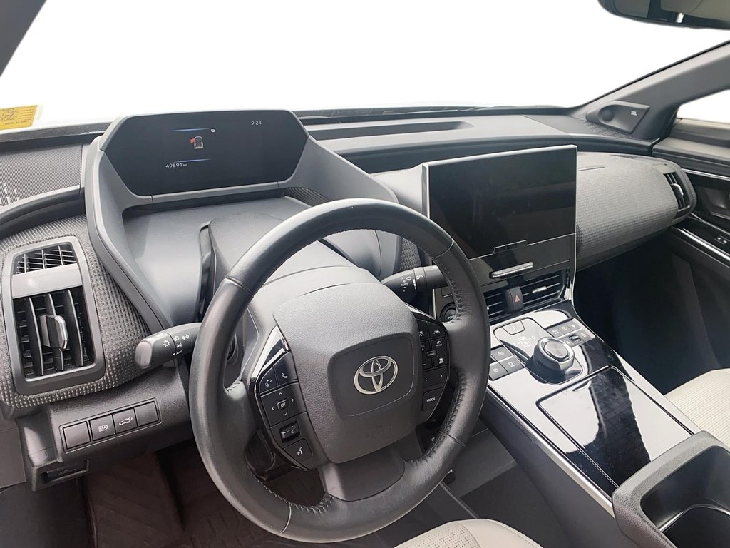 2023 Toyota BZ4X XLE AWD in Stratford, Ontario - 9 - w1024h768px