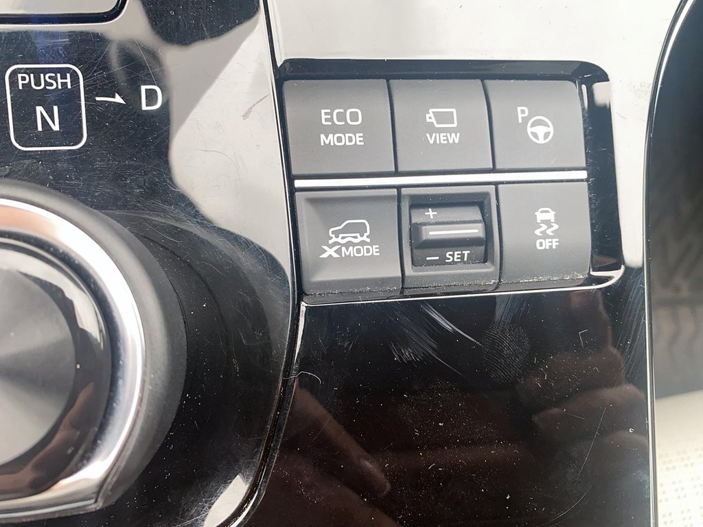 2023 Toyota BZ4X XLE AWD in Stratford, Ontario - 15 - w1024h768px