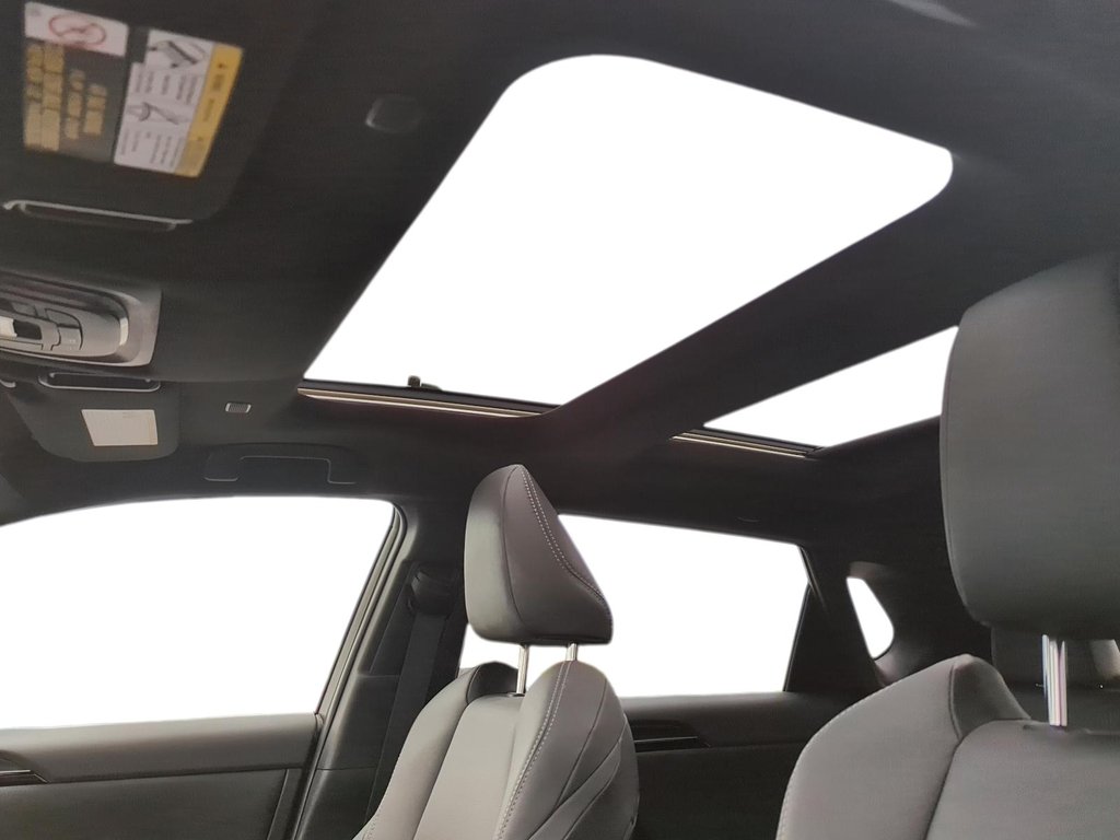 2023 Toyota bZ4X XLE AWD in Stratford, Ontario - 17 - w1024h768px