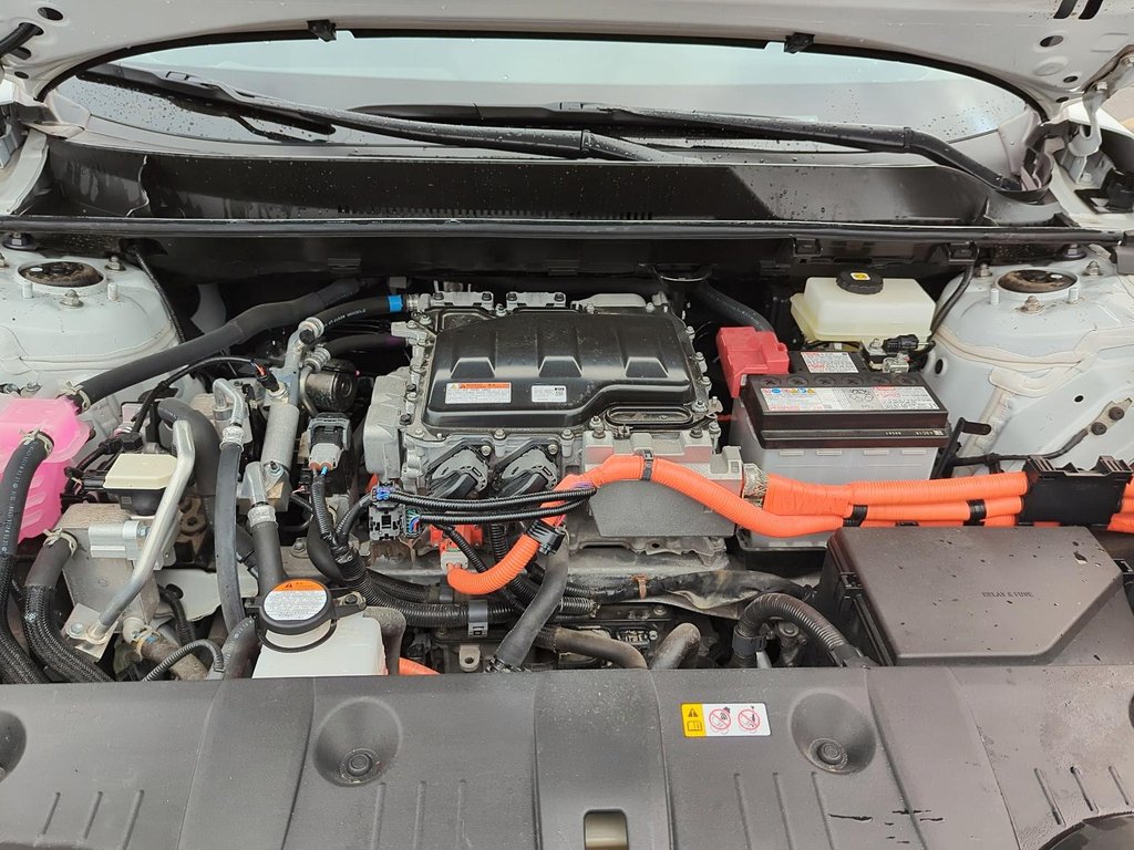 2023 Toyota bZ4X XLE AWD in Stratford, Ontario - 8 - w1024h768px