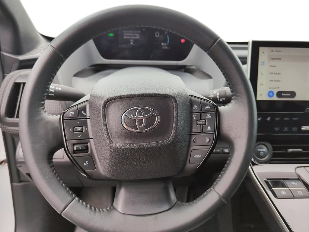 2023 Toyota bZ4X XLE AWD in Stratford, Ontario - 12 - w1024h768px