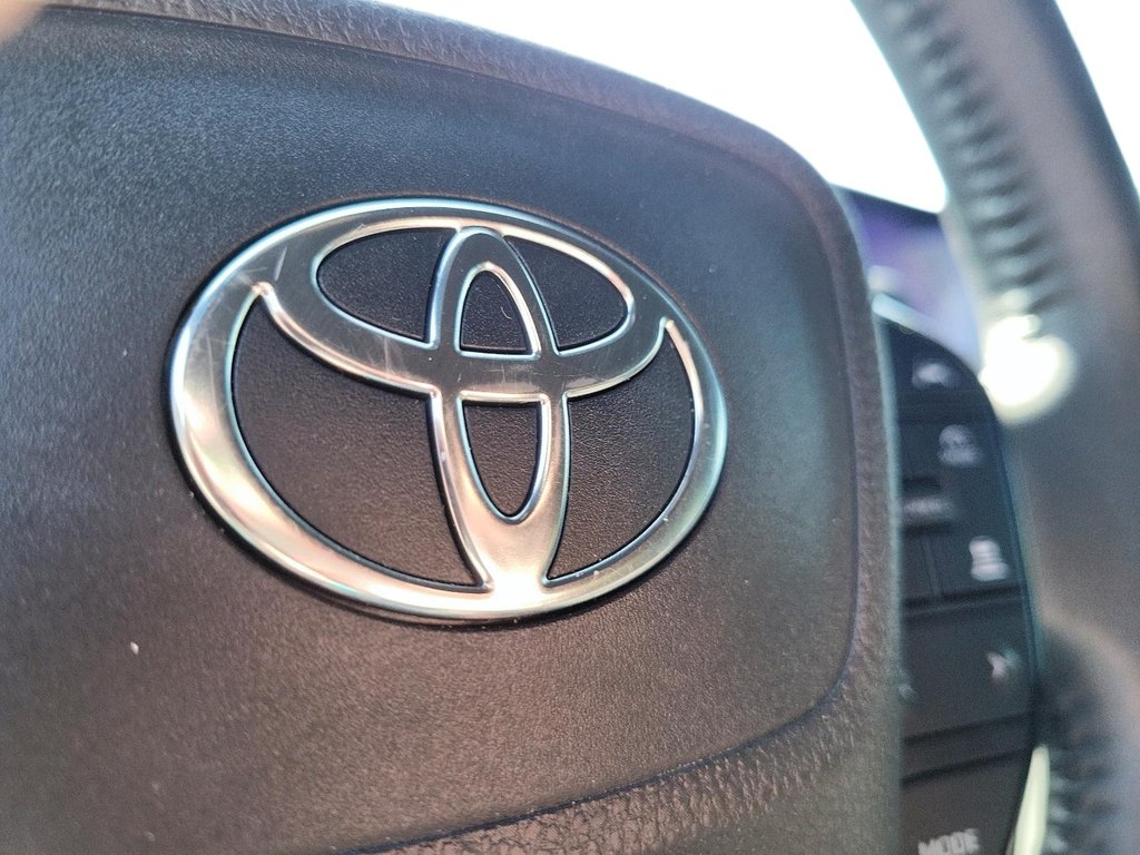 2023 Toyota bZ4X L in Brantford, Ontario - 18 - w1024h768px