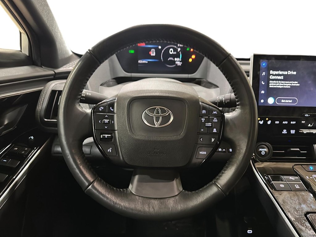 2024 Toyota bZ4X LE in Stratford, Ontario - 11 - w1024h768px