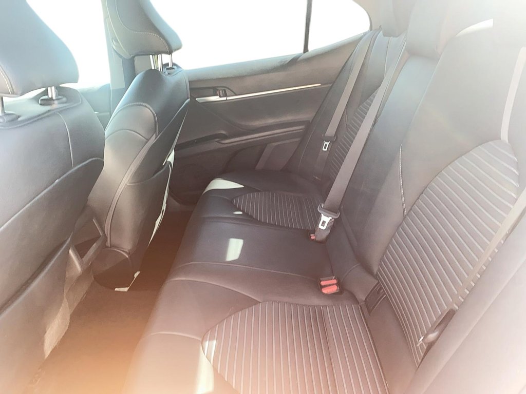 2018 Toyota Camry Hybrid SE CVT in Brantford, Ontario - 21 - w1024h768px