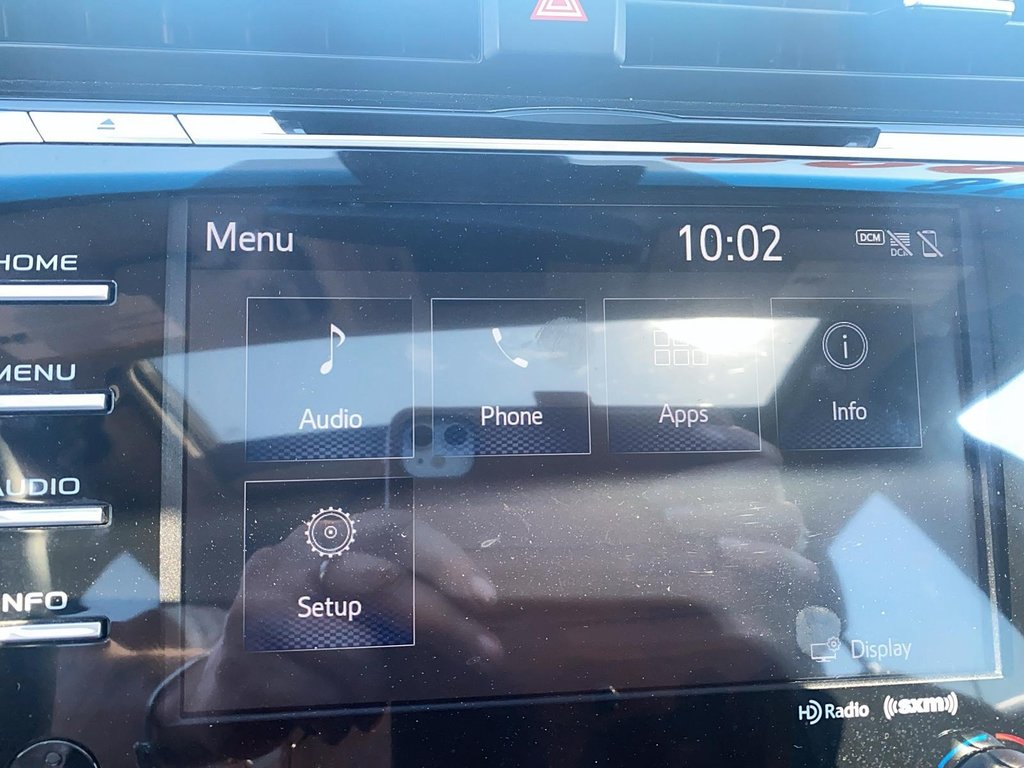 2018 Toyota Camry Hybrid SE CVT in Brantford, Ontario - 18 - w1024h768px