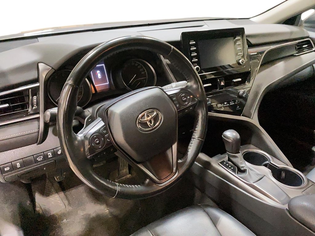 2023 Toyota Camry SE in Stratford, Ontario - 9 - w1024h768px