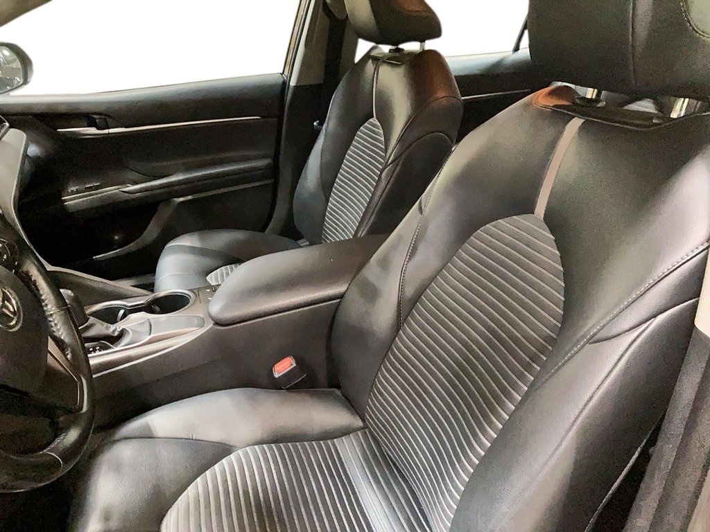 2023 Toyota Camry SE in Stratford, Ontario - 8 - w1024h768px
