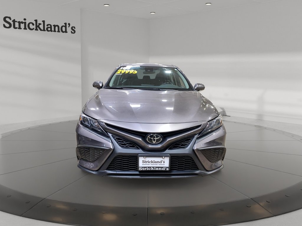 2023 Toyota Camry SE in Stratford, Ontario - 2 - w1024h768px