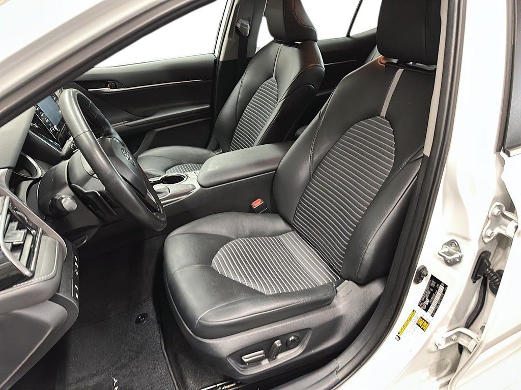 2024 Toyota Camry SE in Brantford, Ontario - 8 - w1024h768px