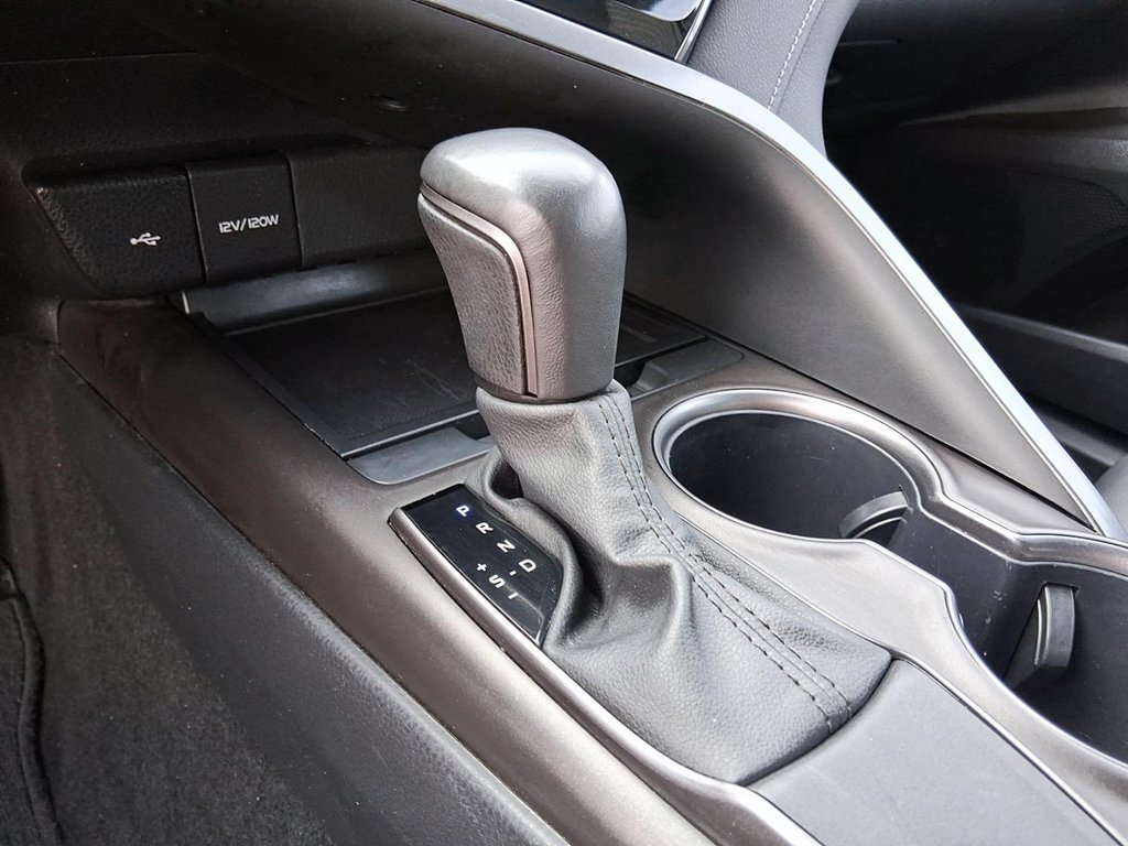 2024 Toyota Camry SE in Brantford, Ontario - 17 - w1024h768px