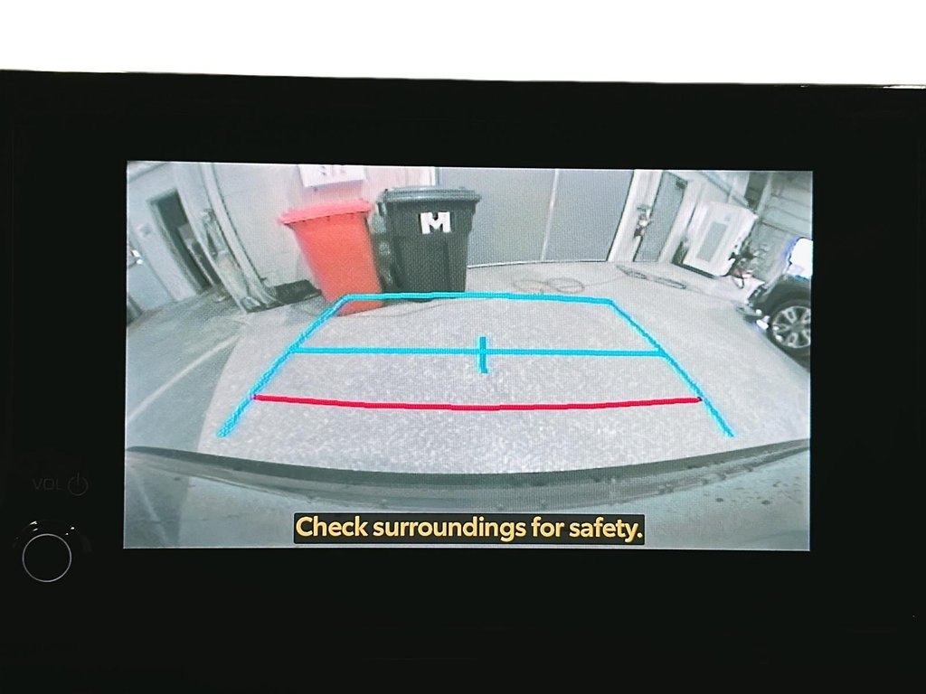 2023 Toyota Corolla Cross LE AWD in Stratford, Ontario - 16 - w1024h768px