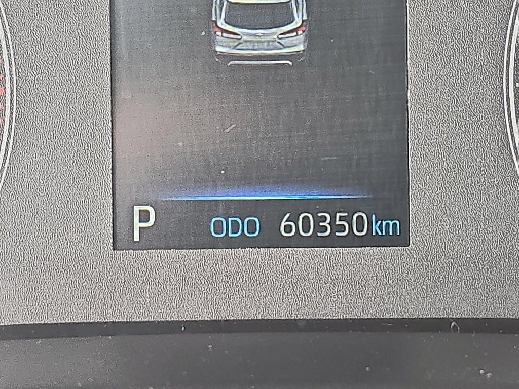 2024 Toyota COROLLA CROSS LE AWD in Brantford, Ontario - 12 - w1024h768px