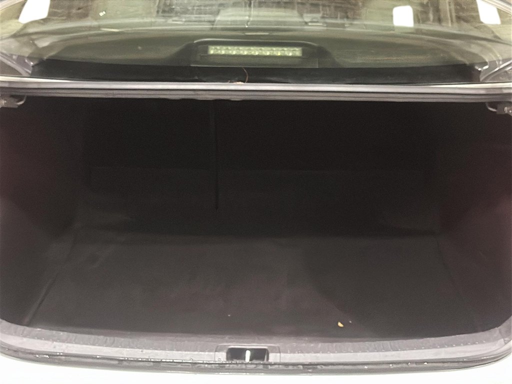 2024 Toyota Corolla Hybrid LE AWD in Brantford, Ontario - 6 - w1024h768px