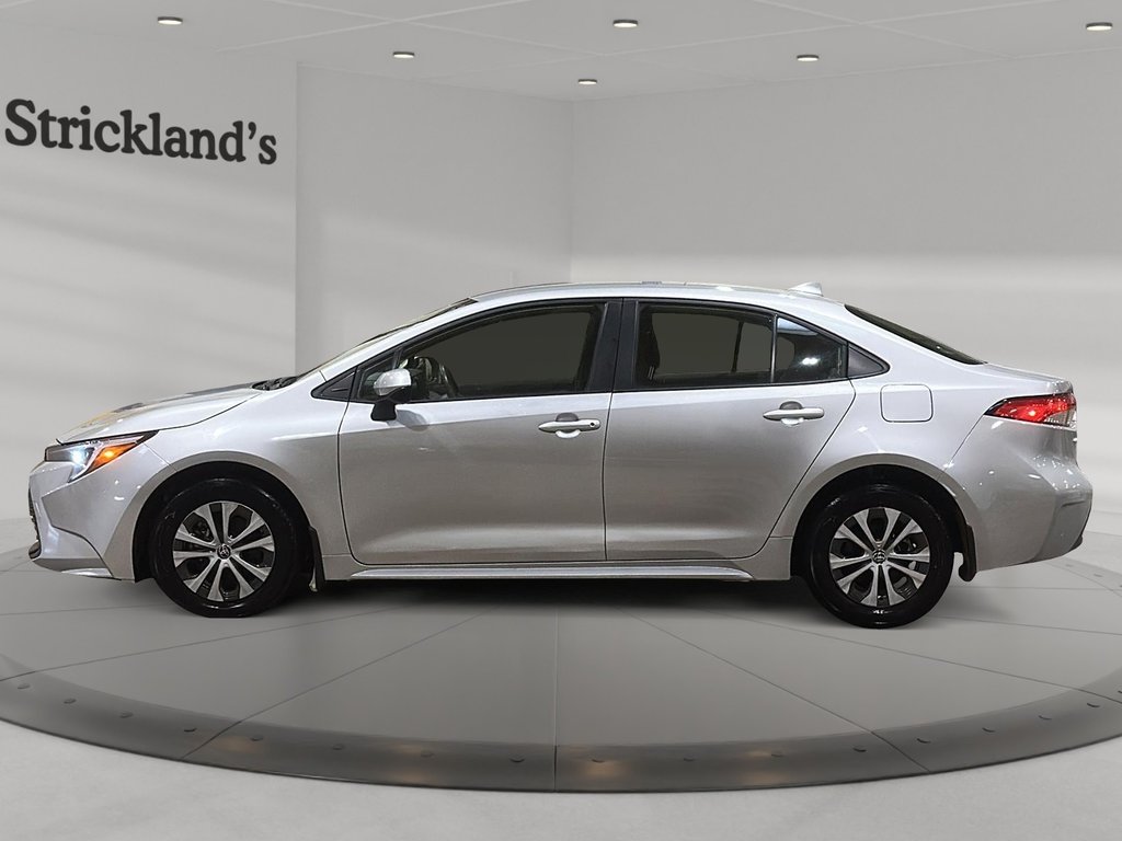 2024 Toyota Corolla Hybrid LE AWD in Brantford, Ontario - 5 - w1024h768px