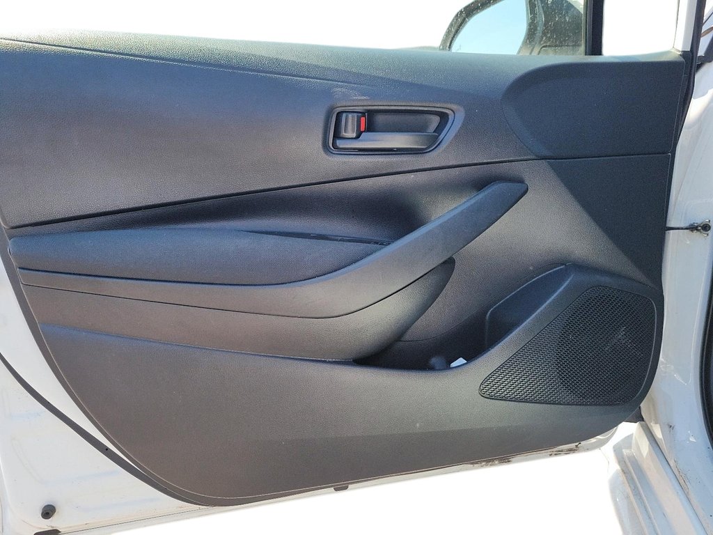 2025 Toyota Corolla Hybrid LE AWD in Brantford, Ontario - 10 - w1024h768px