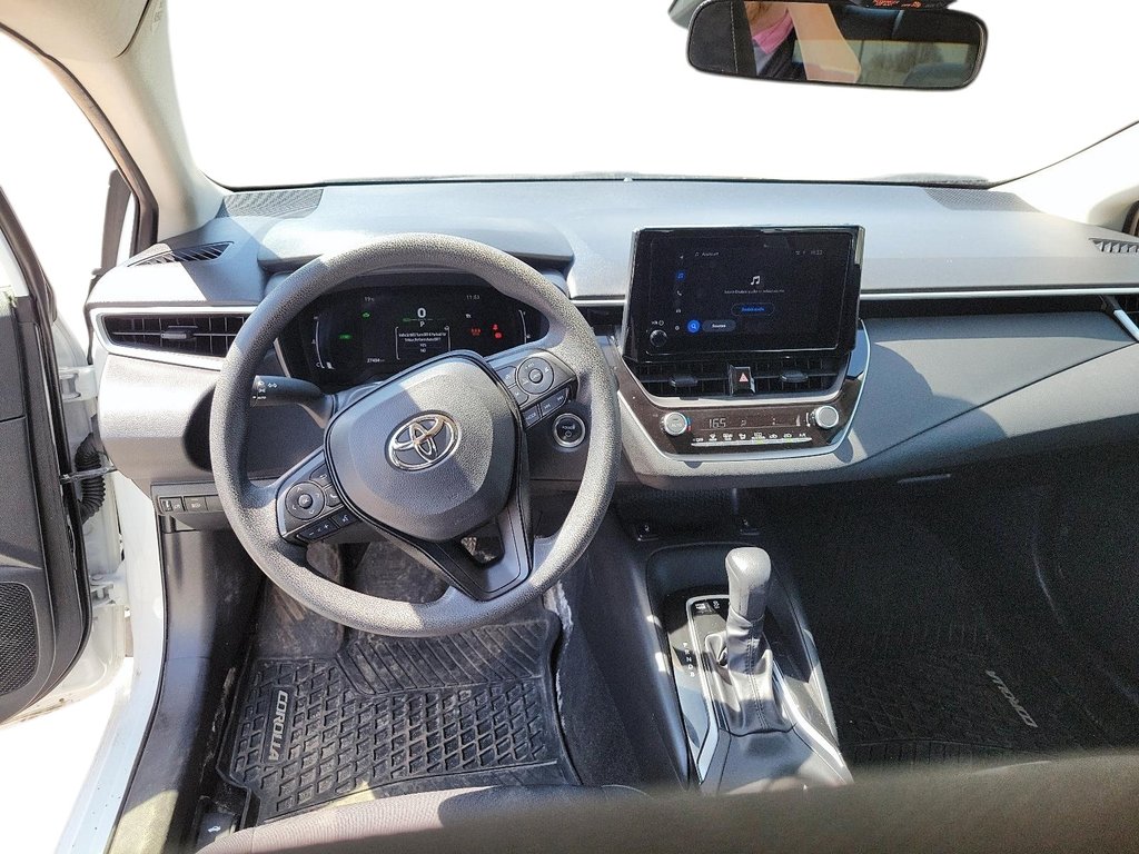 2025 Toyota Corolla Hybrid LE AWD in Brantford, Ontario - 9 - w1024h768px