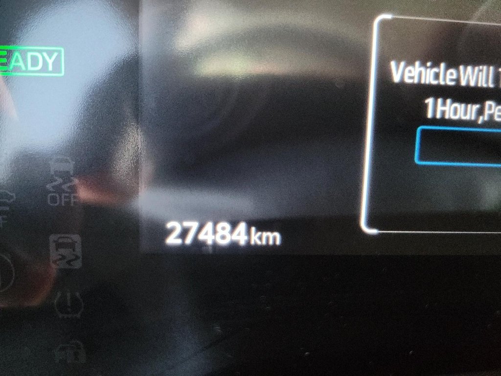 2025 Toyota Corolla Hybrid LE AWD in Brantford, Ontario - 12 - w1024h768px