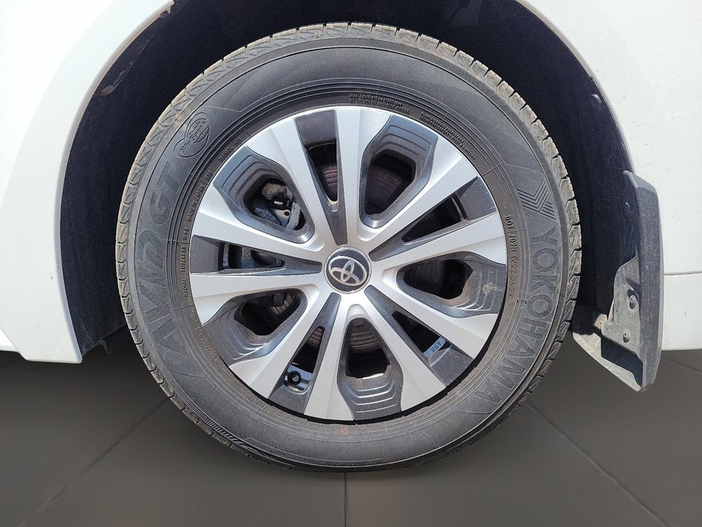2025 Toyota Corolla Hybrid LE AWD in Brantford, Ontario - 7 - w1024h768px