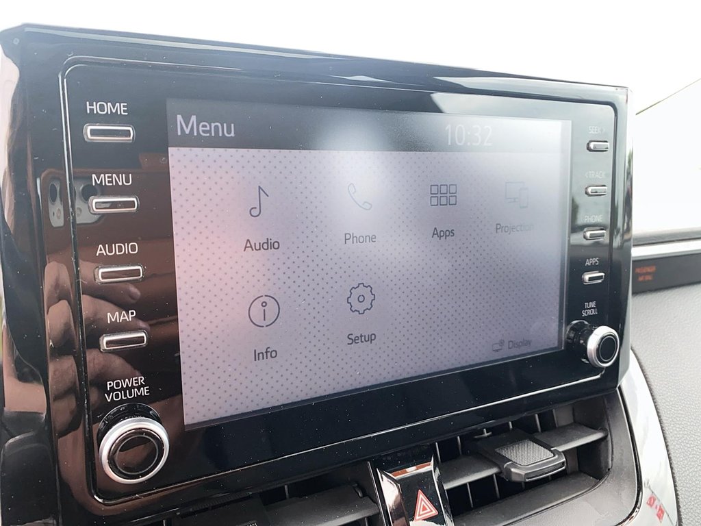 2021 Toyota Corolla LE CVT in Brantford, Ontario - 18 - w1024h768px