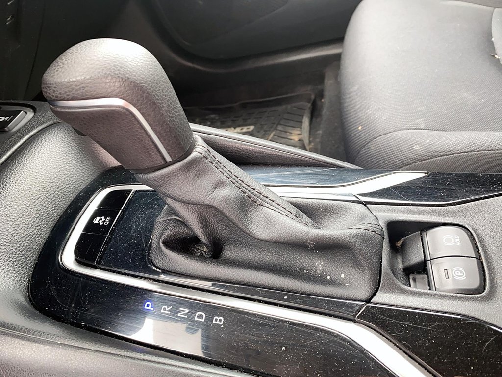 2021 Toyota Corolla LE CVT in Brantford, Ontario - 14 - w1024h768px