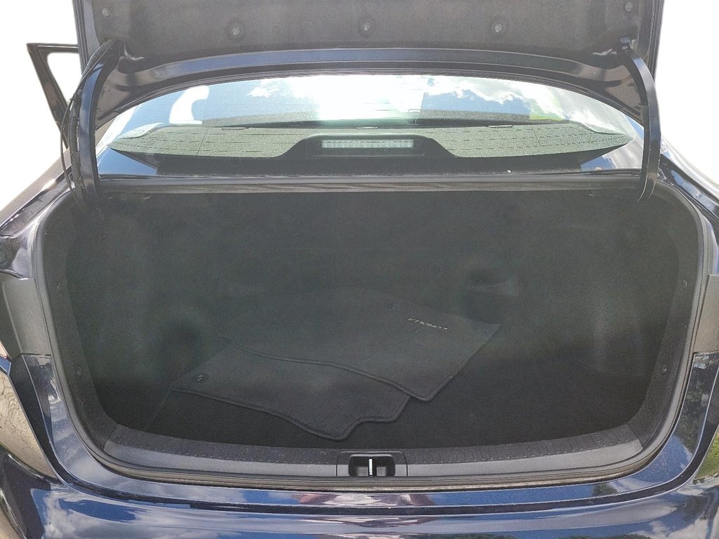 2024 Toyota Corolla LE CVT in Brantford, Ontario - 6 - w1024h768px