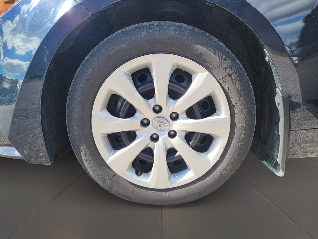 2024 Toyota Corolla LE CVT in Brantford, Ontario - 7 - w1024h768px