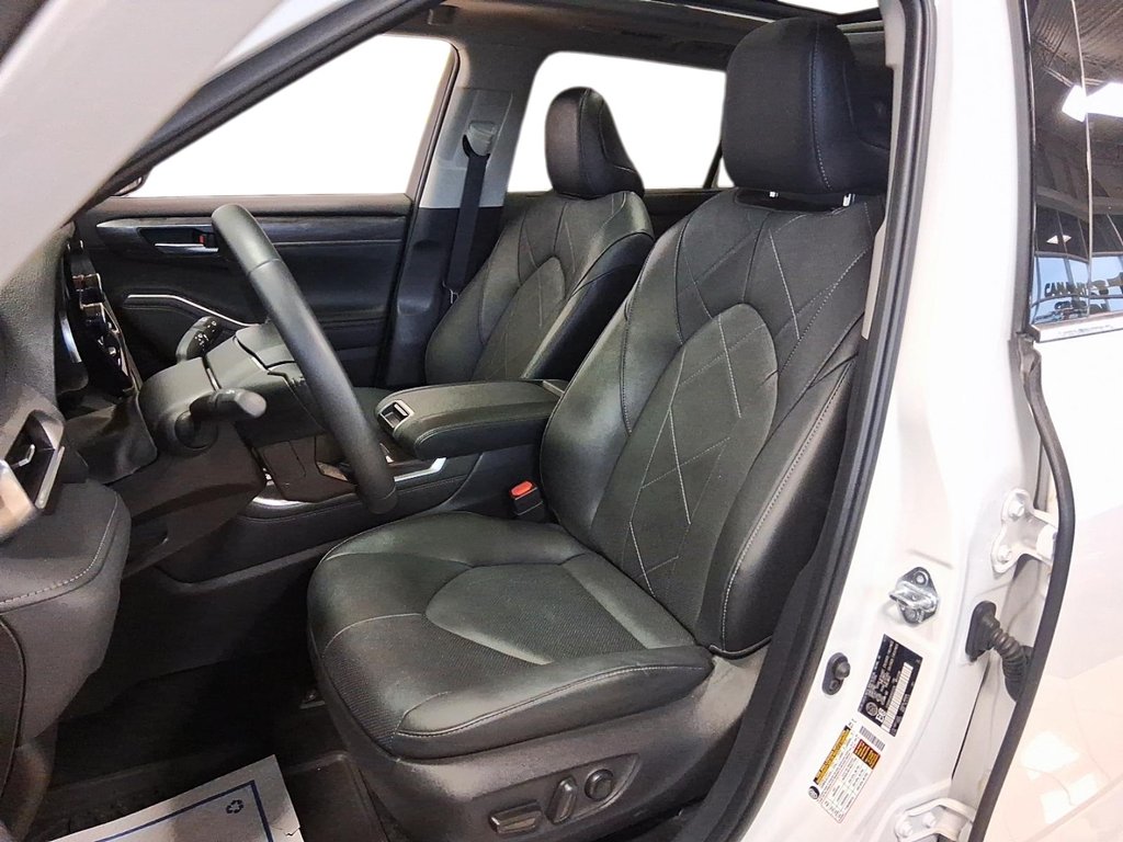 2025 Toyota Highlander Hybrid Limited AWD in Brantford, Ontario - 6 - w1024h768px