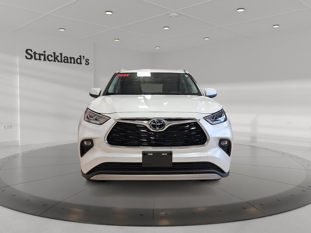 2025 Toyota Highlander Hybrid Limited AWD in Brantford, Ontario - 2 - w1024h768px