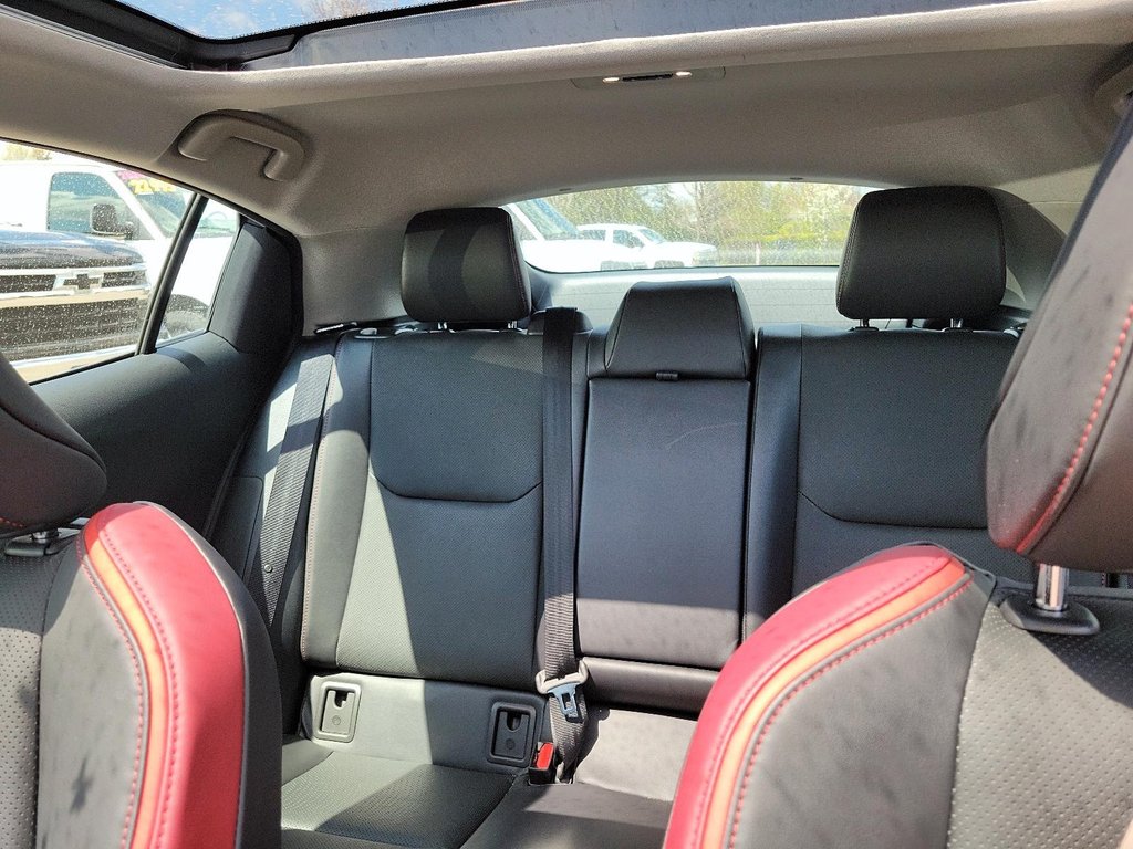2024 Toyota Prius Plug-in Hybrid XSE in Brantford, Ontario - 15 - w1024h768px