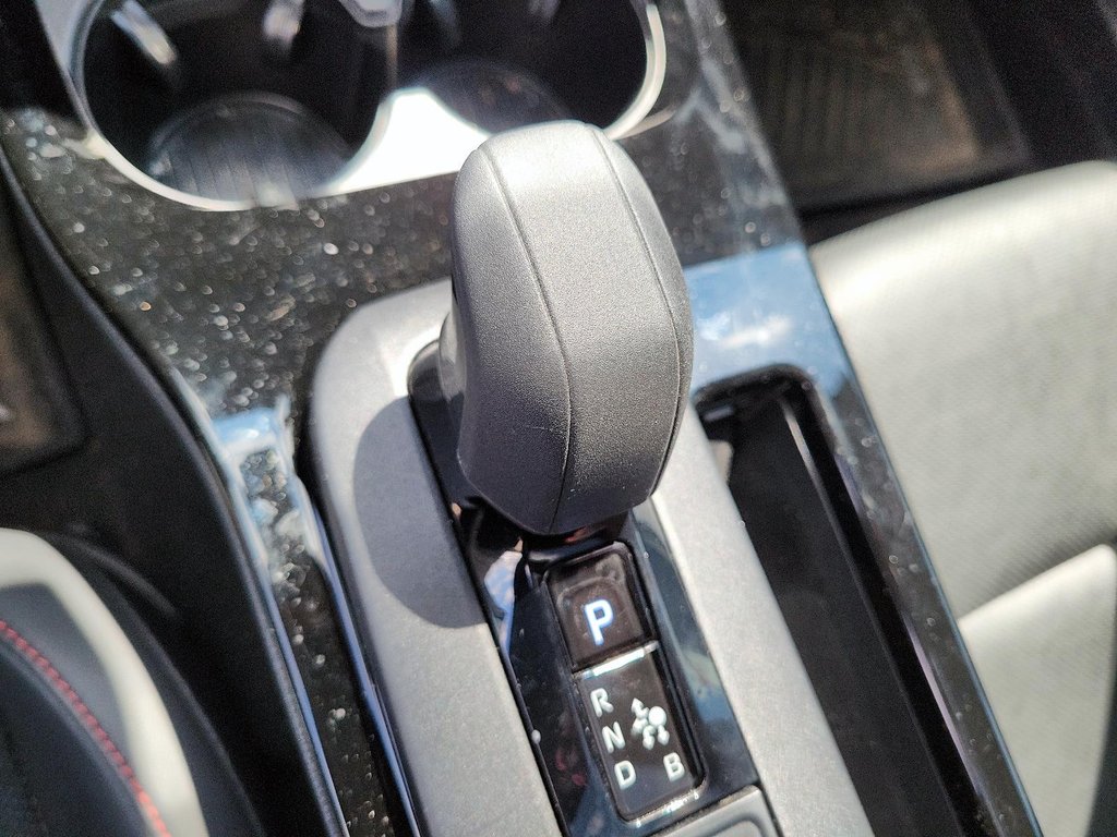 2024 Toyota Prius Plug-in Hybrid XSE in Brantford, Ontario - 14 - w1024h768px