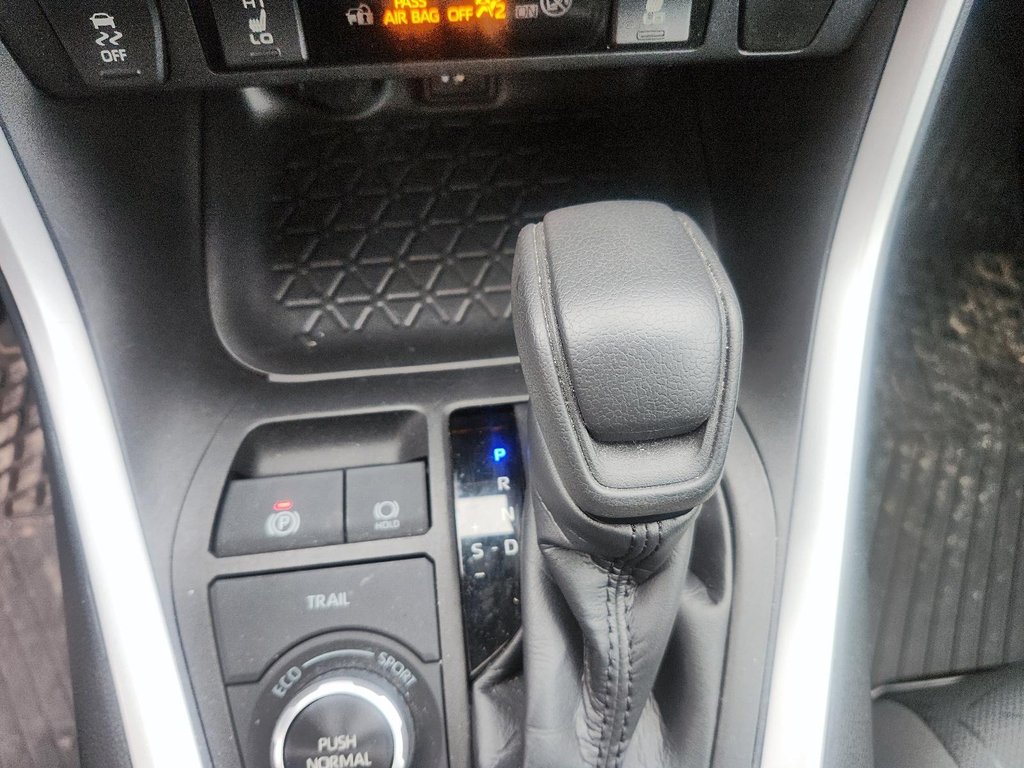 2023 Toyota RAV4 Hybrid XLE AWD in Brantford, Ontario - 14 - w1024h768px