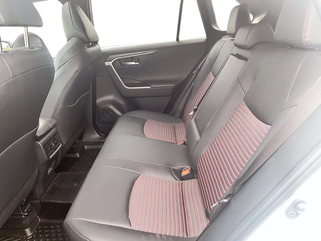 2024 Toyota RAV4 Hybrid XSE AWD in Stratford, Ontario - 20 - w1024h768px