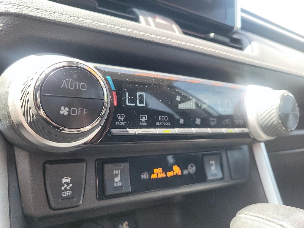 2025 Toyota RAV4 Hybrid LE AWD in Brantford, Ontario - 19 - w1024h768px