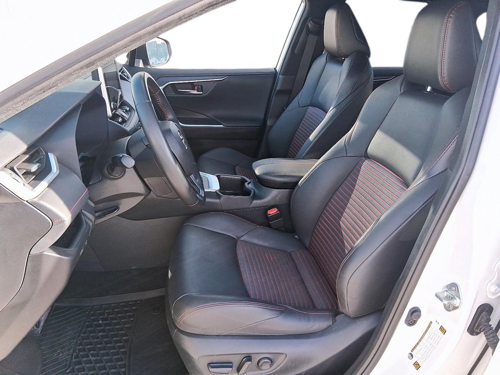 2024 Toyota RAV4 Plug-in Hybrid XSE AWD in Brantford, Ontario - 9 - w1024h768px