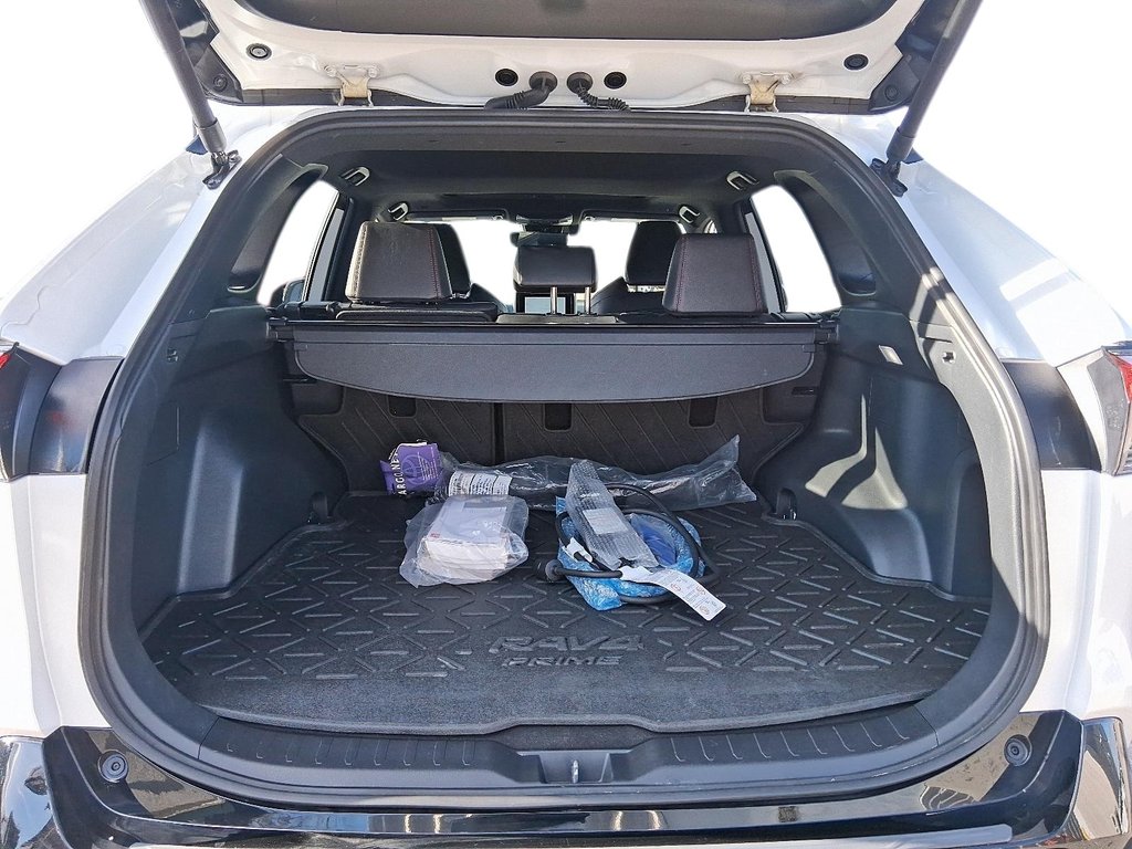 2024 Toyota RAV4 Plug-in Hybrid XSE AWD in Brantford, Ontario - 6 - w1024h768px