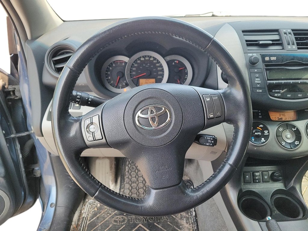 2010 Toyota RAV4 LIMITED 4A in Brantford, Ontario - 11 - w1024h768px