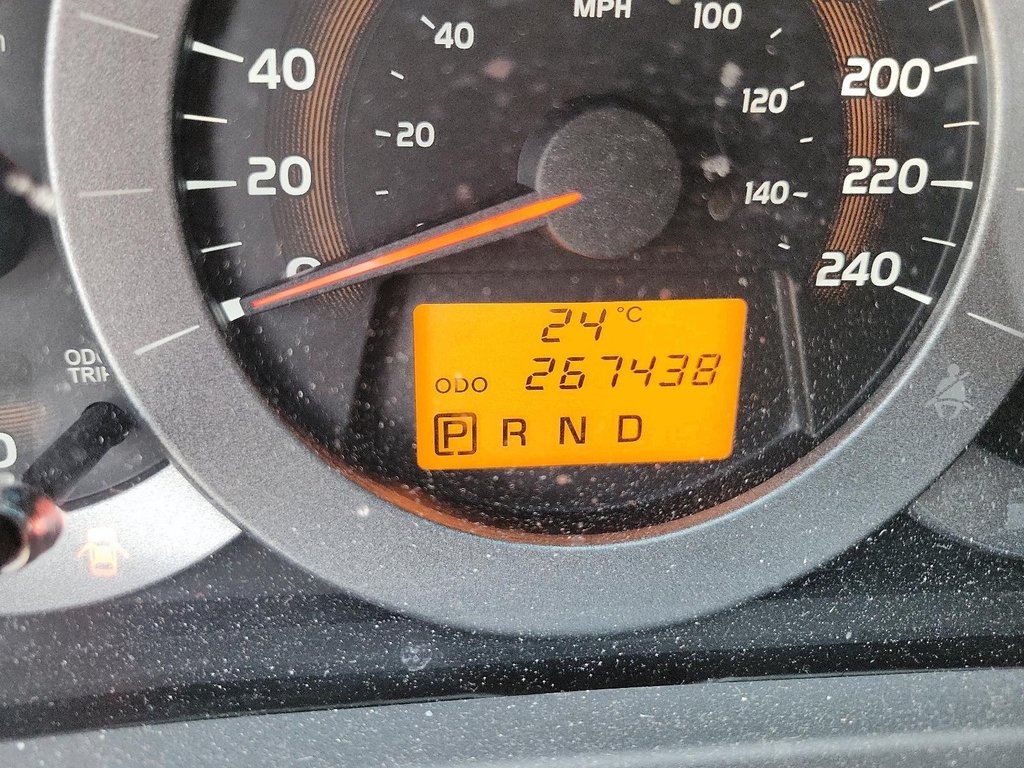2010 Toyota RAV4 LIMITED 4A in Brantford, Ontario - 12 - w1024h768px