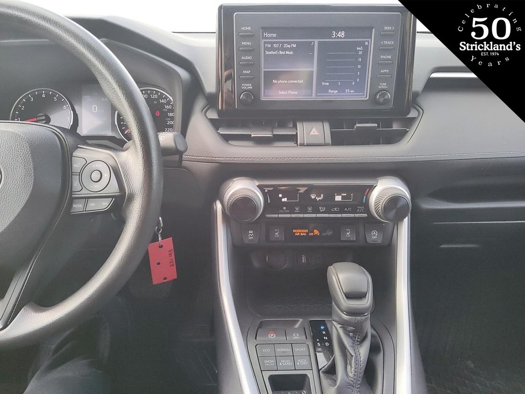 2021  RAV4 LE AWD in Brantford, Ontario - 12 - w1024h768px