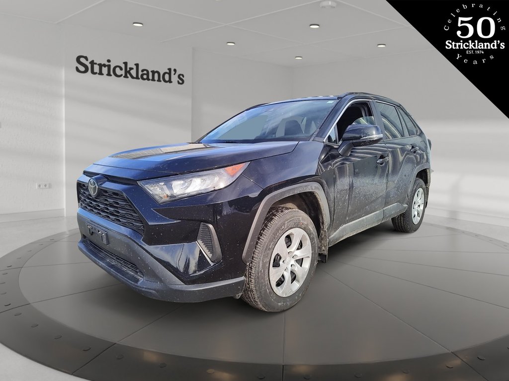 2021  RAV4 LE AWD in Brantford, Ontario - 1 - w1024h768px