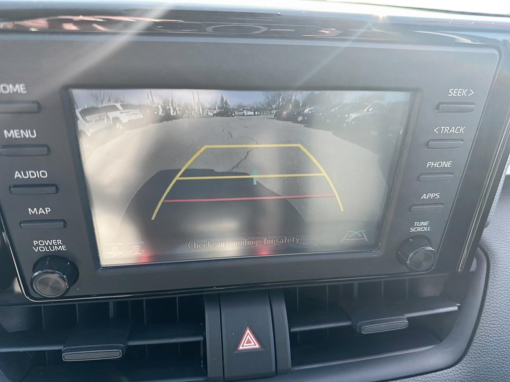 2022 Toyota RAV4 LE AWD in Stratford, Ontario - 18 - w1024h768px