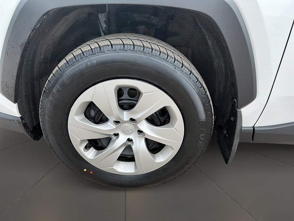 2023 Toyota RAV4 LE AWD in Stratford, Ontario - 7 - w1024h768px