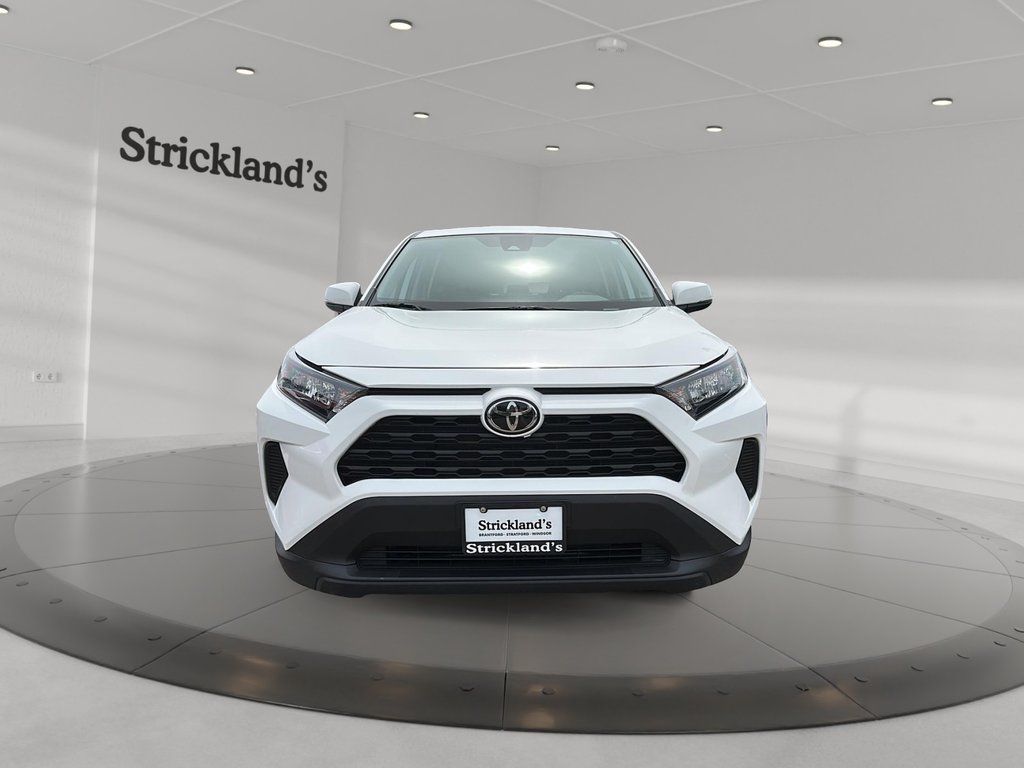 2023 Toyota RAV4 LE AWD in Stratford, Ontario - 2 - w1024h768px