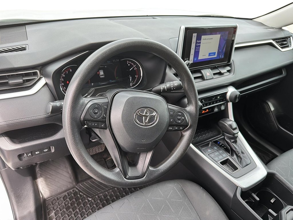 2023 Toyota RAV4 LE AWD in Stratford, Ontario - 9 - w1024h768px
