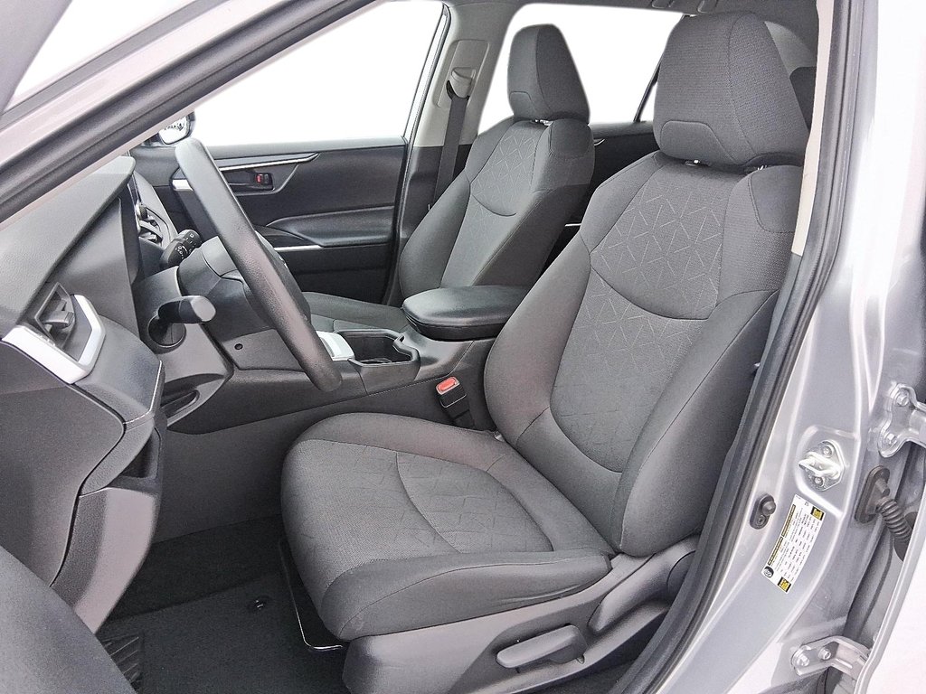 2024 Toyota RAV4 LE AWD in Stratford, Ontario - 8 - w1024h768px