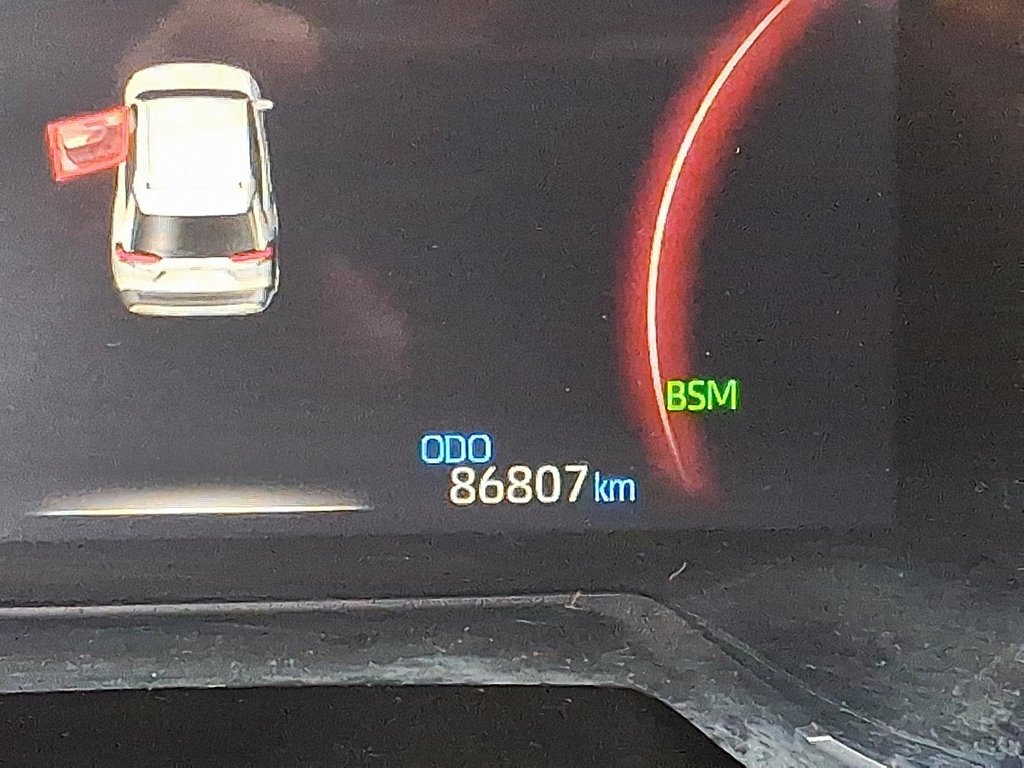 2024 Toyota RAV4 LE AWD in Stratford, Ontario - 13 - w1024h768px