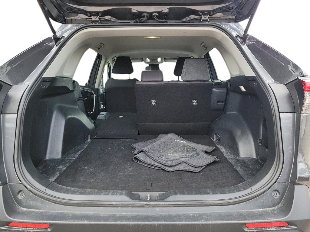 2024 Toyota RAV4 LE AWD in Brantford, Ontario - 6 - w1024h768px